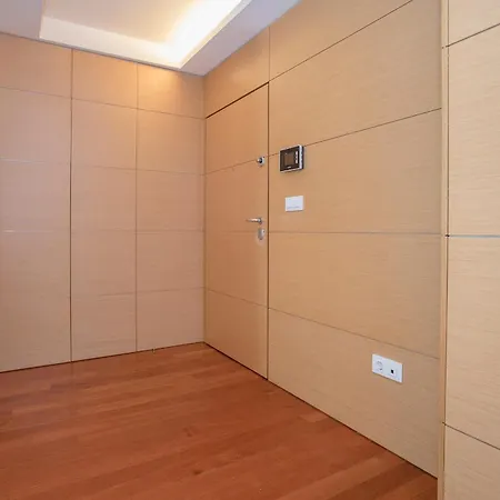 Appartement Balcony Dragao View With Parking By Liiiving Oporto