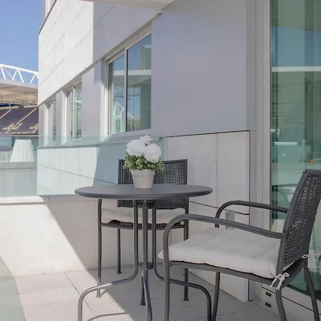Liiiving In - Balcony Dragao View Apartamento