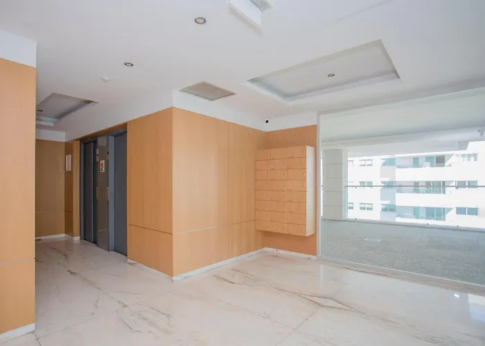 Liiiving In - Balcony Dragao View