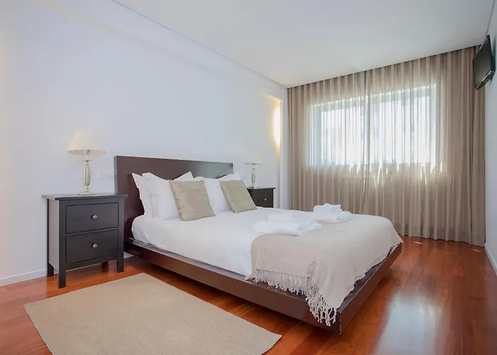 Liiiving In - Balcony Dragao View