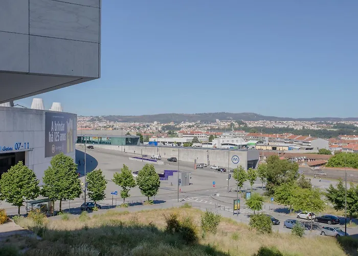 Liiiving In - Balcony Dragao View * Porto