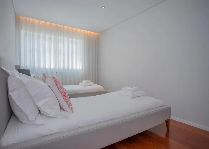 Apartman Liiiving In - Balcony Dragao View