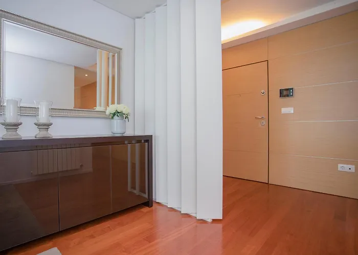 Liiiving In - Balcony Dragao View Porto